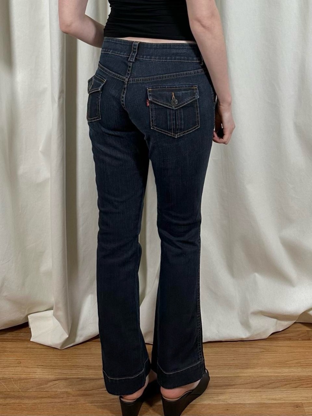 Levi's Flap Pocket Bootcut Jeans - Picture 5 of 8